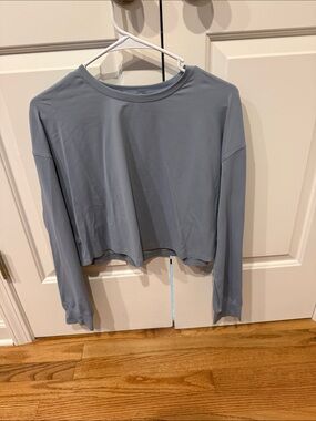 lululemon athletica Long Sleeve Cropped Top - Slate Gray Blue